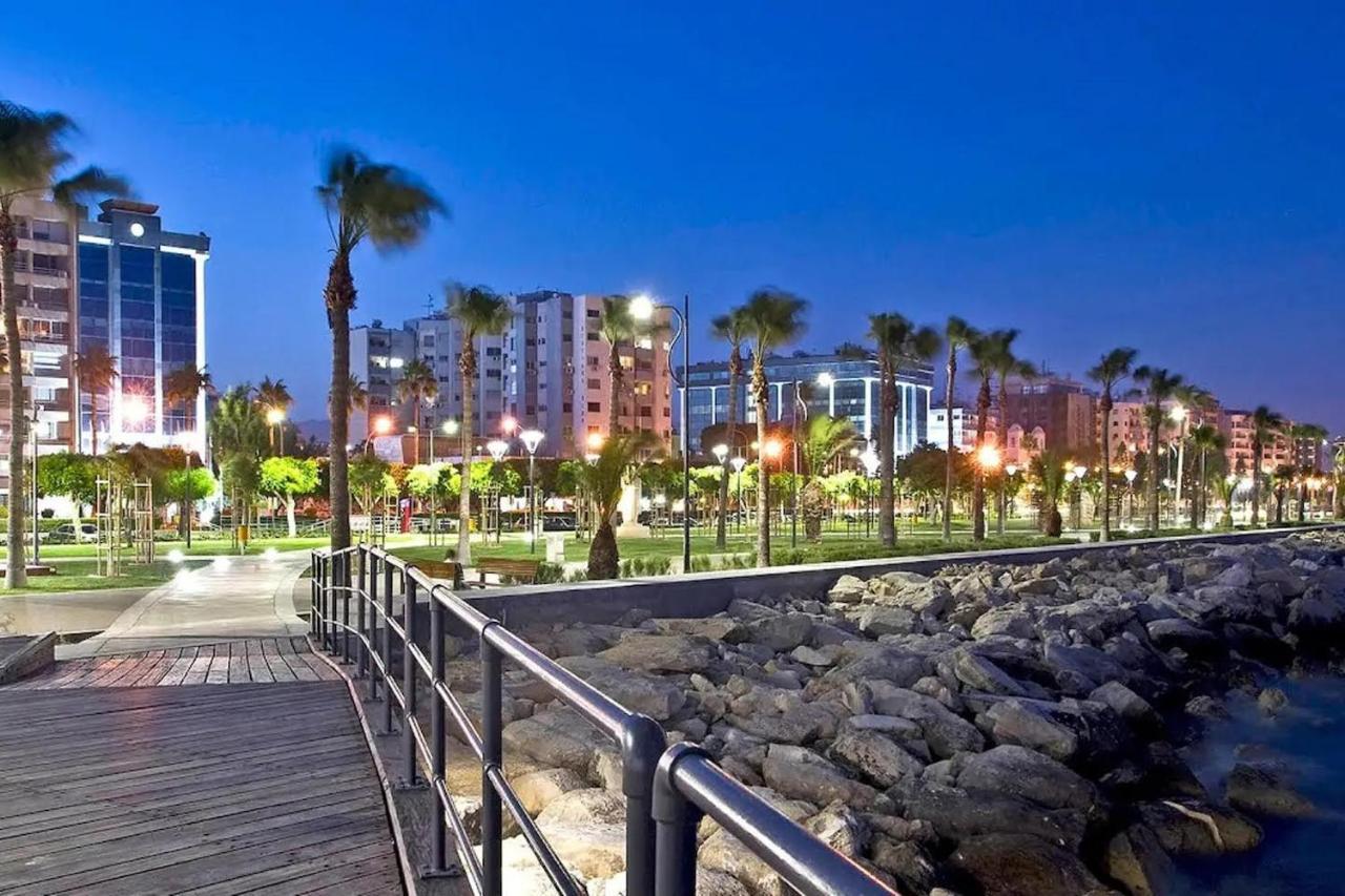 Sea Front & City Center, Amazing Sea View Limassol Exteriör bild