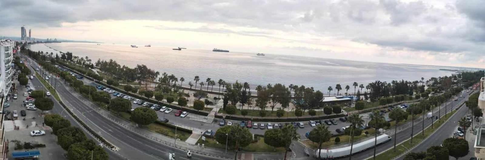 Sea Front & City Center, Amazing Sea View Limassol Exteriör bild