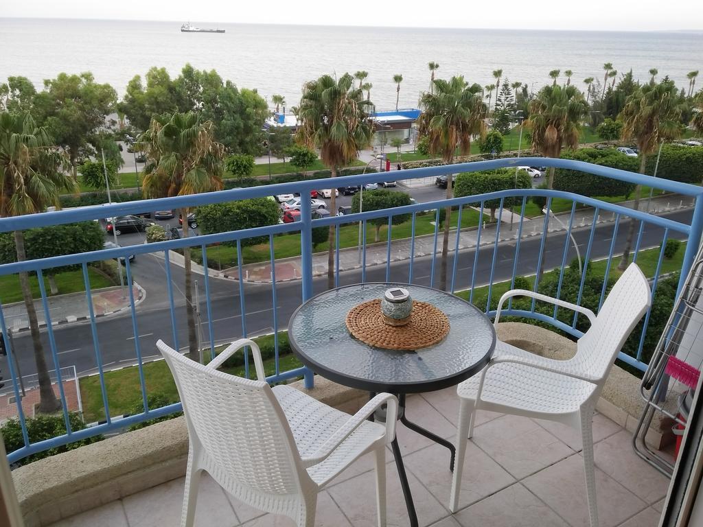 Sea Front & City Center, Amazing Sea View Limassol Exteriör bild